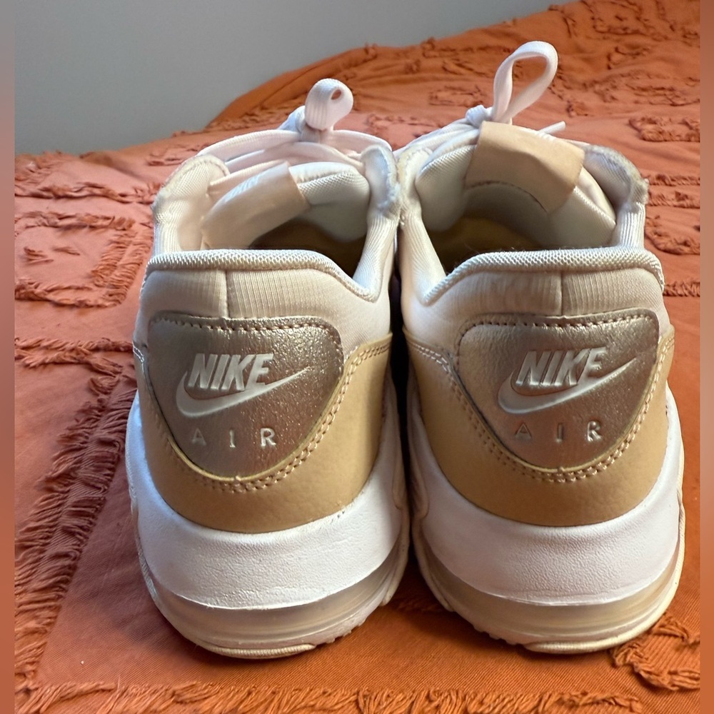 NIKE AIR  WOMEN 10 MAX EXCEE SNEAKERS PINK WHITE 90s VIBES PLUSH - Picture 6 of 9